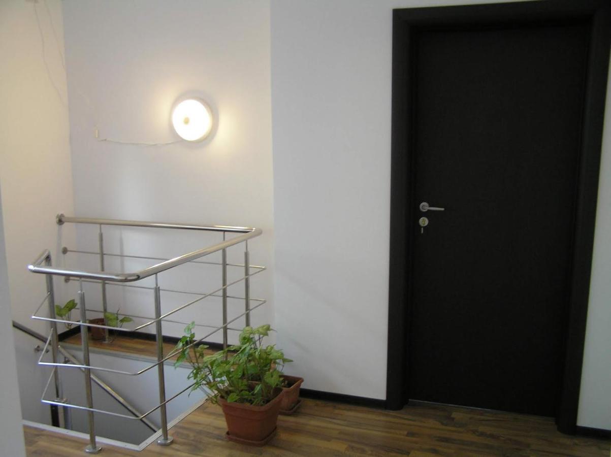 Kamino Mamaia Nord Apartment นาโวดาริ ภายนอก รูปภาพ