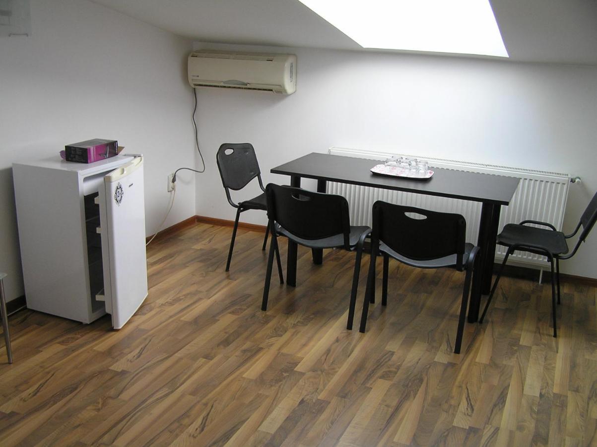 Kamino Mamaia Nord Apartment นาโวดาริ ภายนอก รูปภาพ