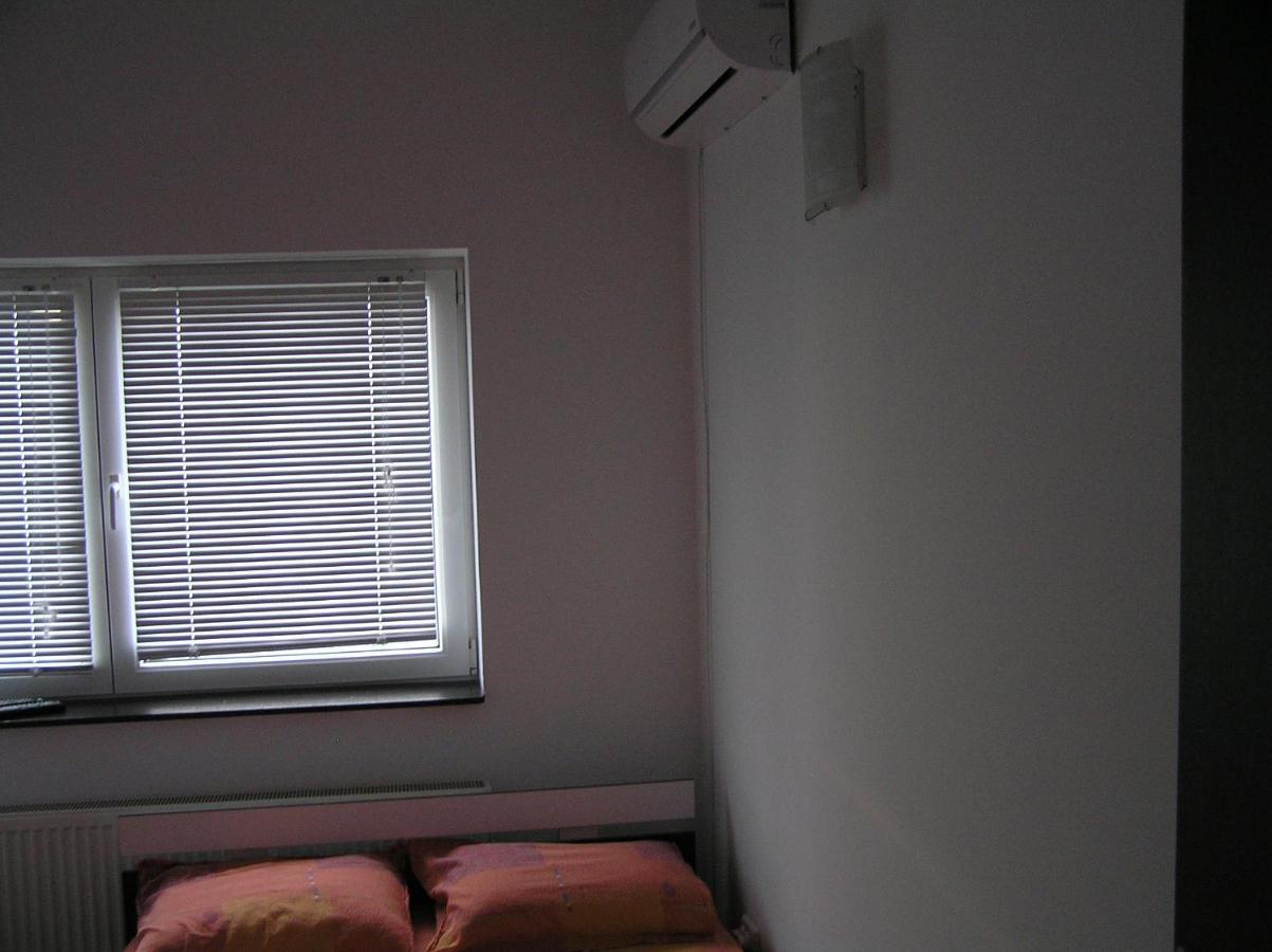 Kamino Mamaia Nord Apartment นาโวดาริ ภายนอก รูปภาพ